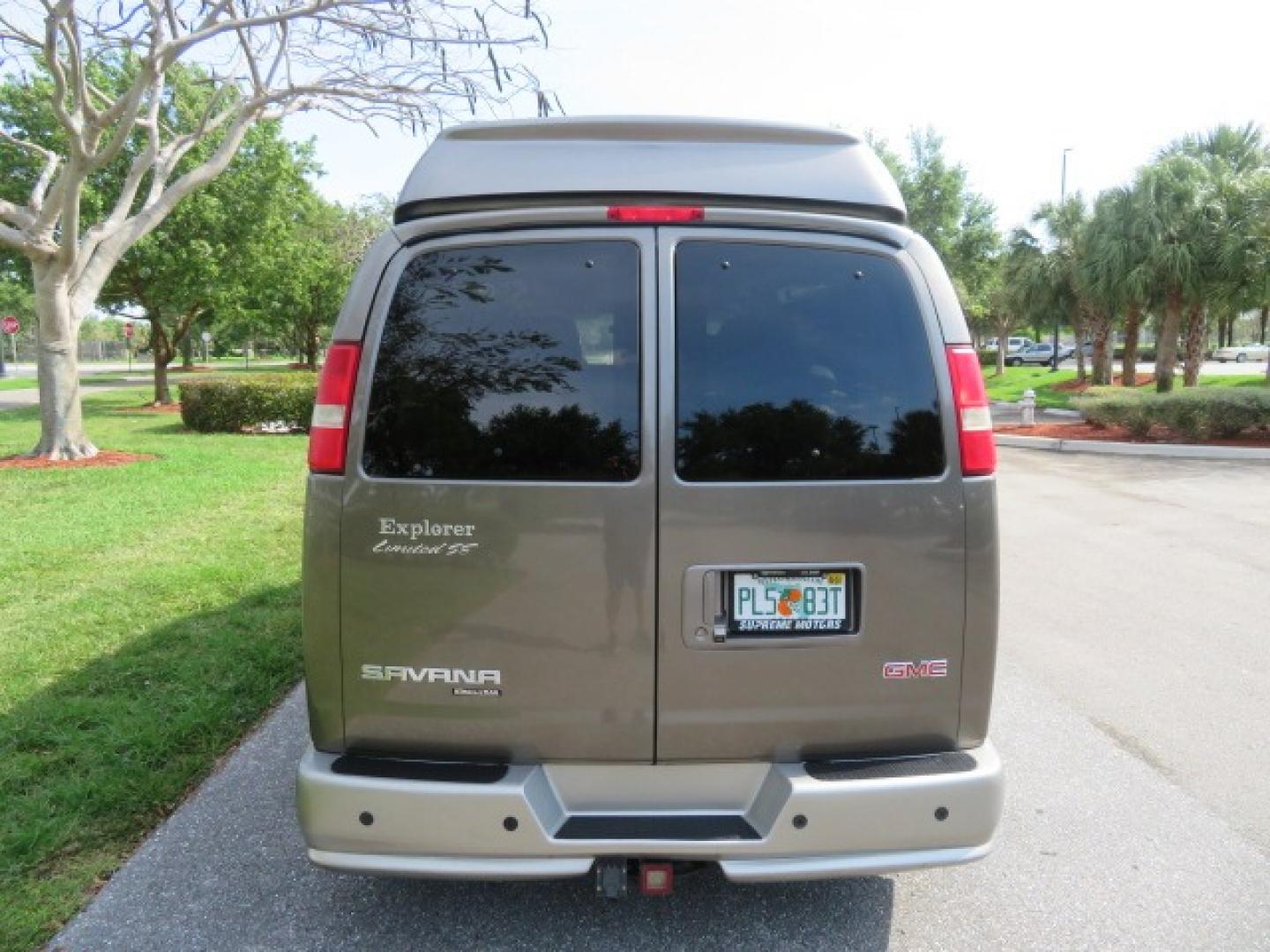 2013 /Beige Two Tone GMC Savana RV G1500 3LT (1GDS7DC45D1) with an 5.3L V8 OHV 16V engine, 4-Speed Automatic transmission, located at 4301 Oak Circle #19, Boca Raton, FL, 33431, (954) 561-2499, 26.388861, -80.084038 - You are looking at a Gorgeous 2013 GMC Savana 1500 High Top Conversion Van Explorer Limited SE Package Handicap Wheelchair Conversion Van with 72K Original Miles, Side Entry Braun Millennium Series Wheelchair Lift, Rubber Floor, Q-Straint Tie Down System, Navigation, Back Up Camera, Huge flat Screen - Photo#23